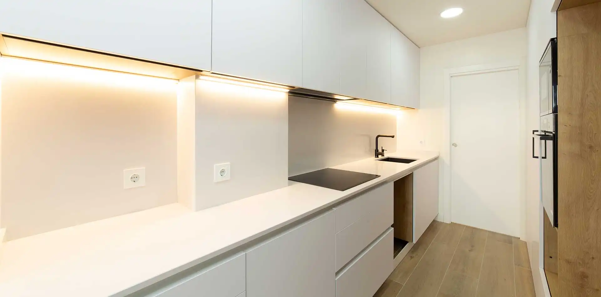 Vista de una cocina de un chalet de la promoción iKasaClass Gran Vía Tres Cantos