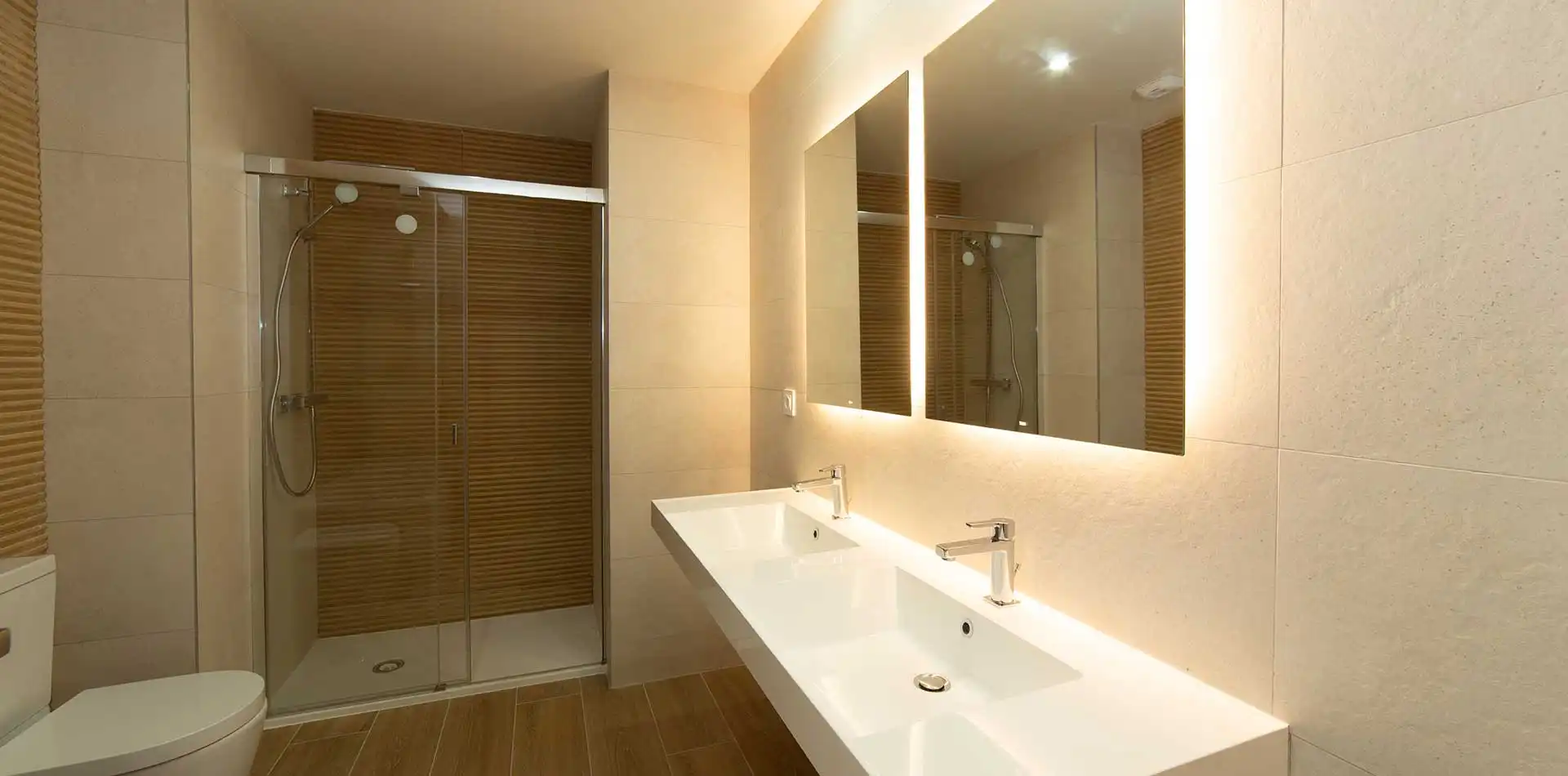 Vista de un baño de un chalet de la promoción iKasaClass Gran Vía Tres Cantos